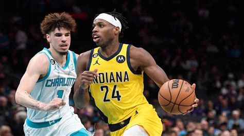 Nov 4, 2023 · The Charlotte Hornets will head out on the road to face off against the Indiana Pacers at 7:00 p.m. ET on Saturday at Gainbridge Fieldhouse. The Hornets are limping into the match on a three-game ... 